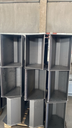 BUCKETS FOR CEMENT AND MINING