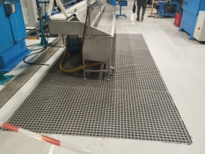 PASLANMAZ ZEMIN HAVUZLARI