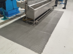 PASLANMAZ ZEMIN HAVUZLARI