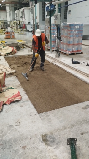 PASLANMAZ ZEMIN HAVUZLARI